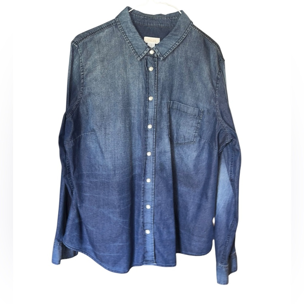 11150 Chico's blue chambray button front medium wash shirt Size 1 (Size M or 8)